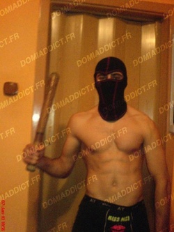 Domi actif tortures ludiques bouffeur de Q