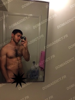 Hétéro cherche jeune gay pour première expérience