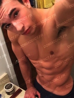 Jeune homme 26 ans escort français à Rome
