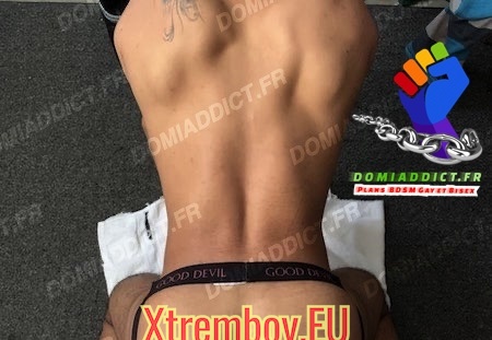 Jeune lope black cherche actif plus âgé