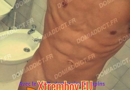 dresseur de lope plan cagoules et masques, châtiment corporel, chiots et maîtres, esclaves, muscles