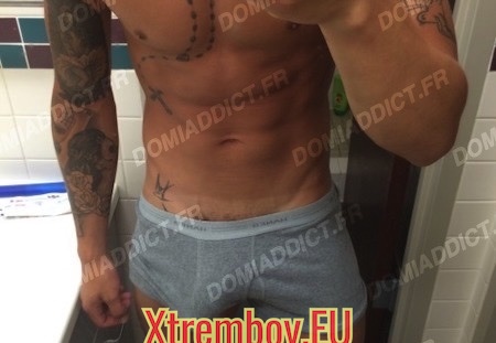 Jeune mec musclé du 94 recherche partenaire de bondage sur IDF