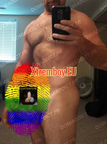 Marseille Wanna worship my Big Bulge! Shut up and Suck, Bitch.jpg