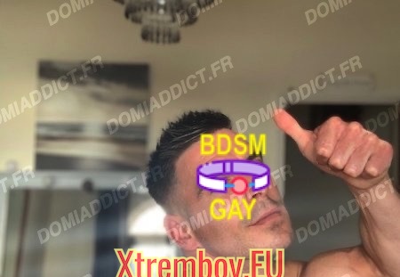 Neuilly-sur-Seine - Looking for some fun with masculine guys (73 visits) Ici pour faire des rencontres. Un mec qui peut être à mes ordres pour pomper, sniffer skets et cho... Neuilly-sur-Seine - Looking for some fun with masculine guys