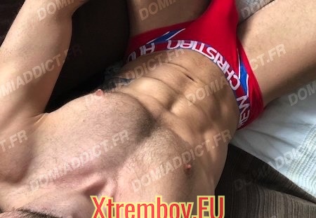Montpellier - skinheads // military // bondage (11 visits) 47 // 177 // 71 passif soumis maso cherche actif domi sado ayant matos ou donjon. Biture bière // p... Montpellier - skinheads // military // bondage