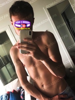 Mec gay Paris 7 plan rapide sans blabla dispo après-midi