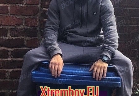 Jeune mec domi